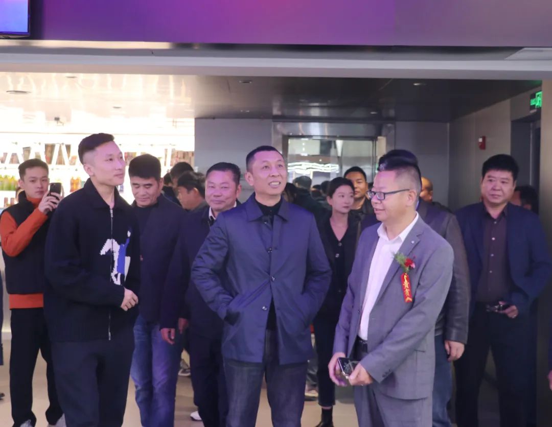 万邦集团热烈祝贺石家班台球俱乐部万邦店盛大开业(图7)