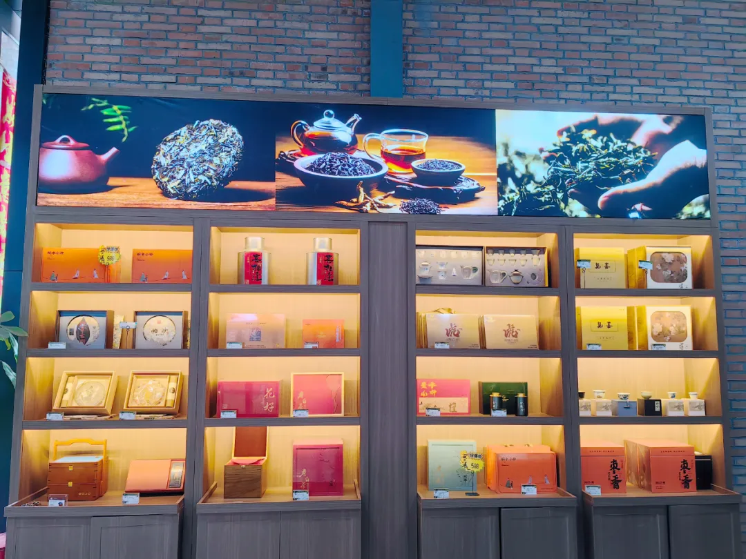 万邦之窗丨引领美食生鲜新潮流 打造品质生活新标杆(图6) 万邦之窗丨引领美食生鲜新潮流 打造品质生活新标杆(图6)